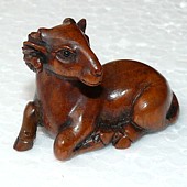 японская нэцкэ Овечка, 1960-е гг.